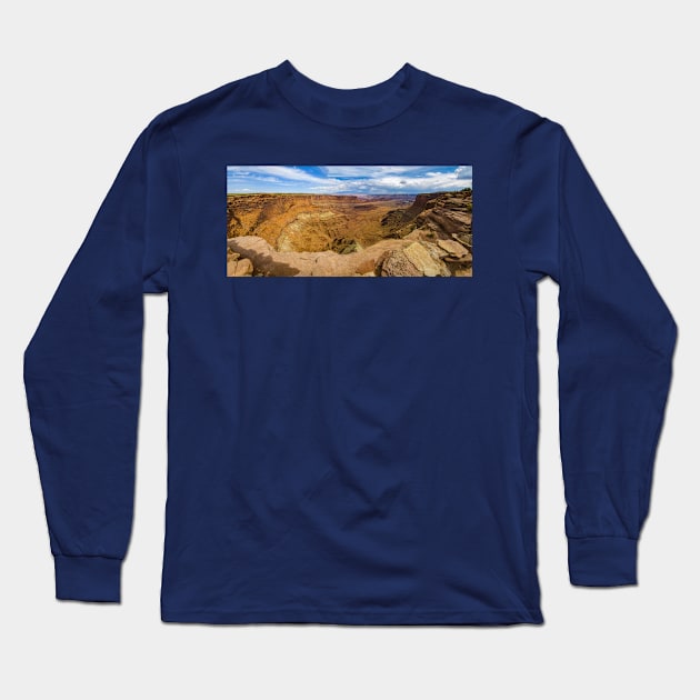 Stunning Vista, Dead Horse Point State Park, Utah Long Sleeve T-Shirt by BrianPShaw